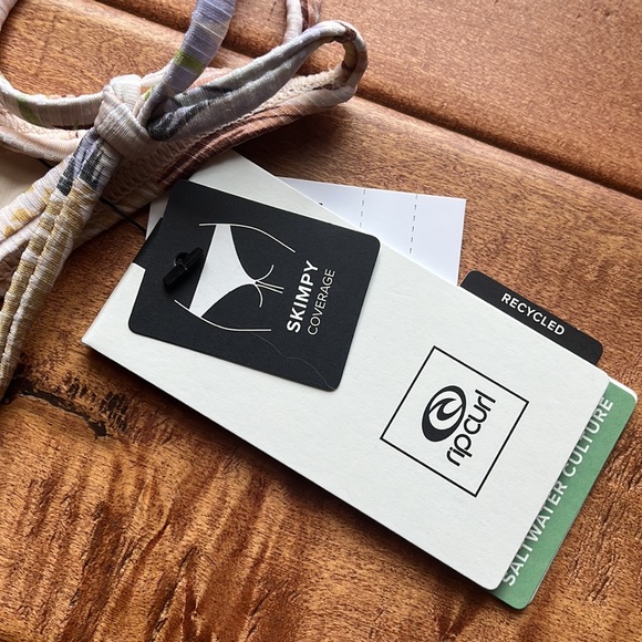 BNWT! Rip Curl Bikini Set - Picture 3 of 5